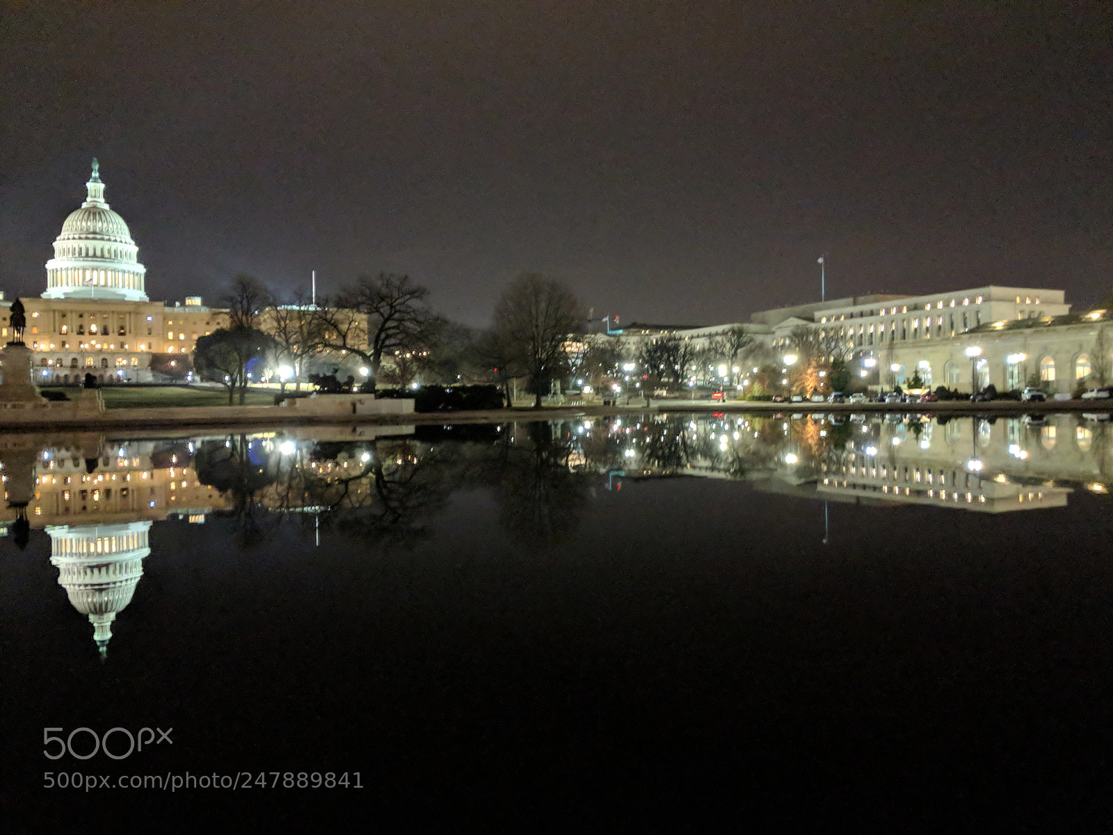 Google Pixel 2 sample photo. Us capitol and the photography