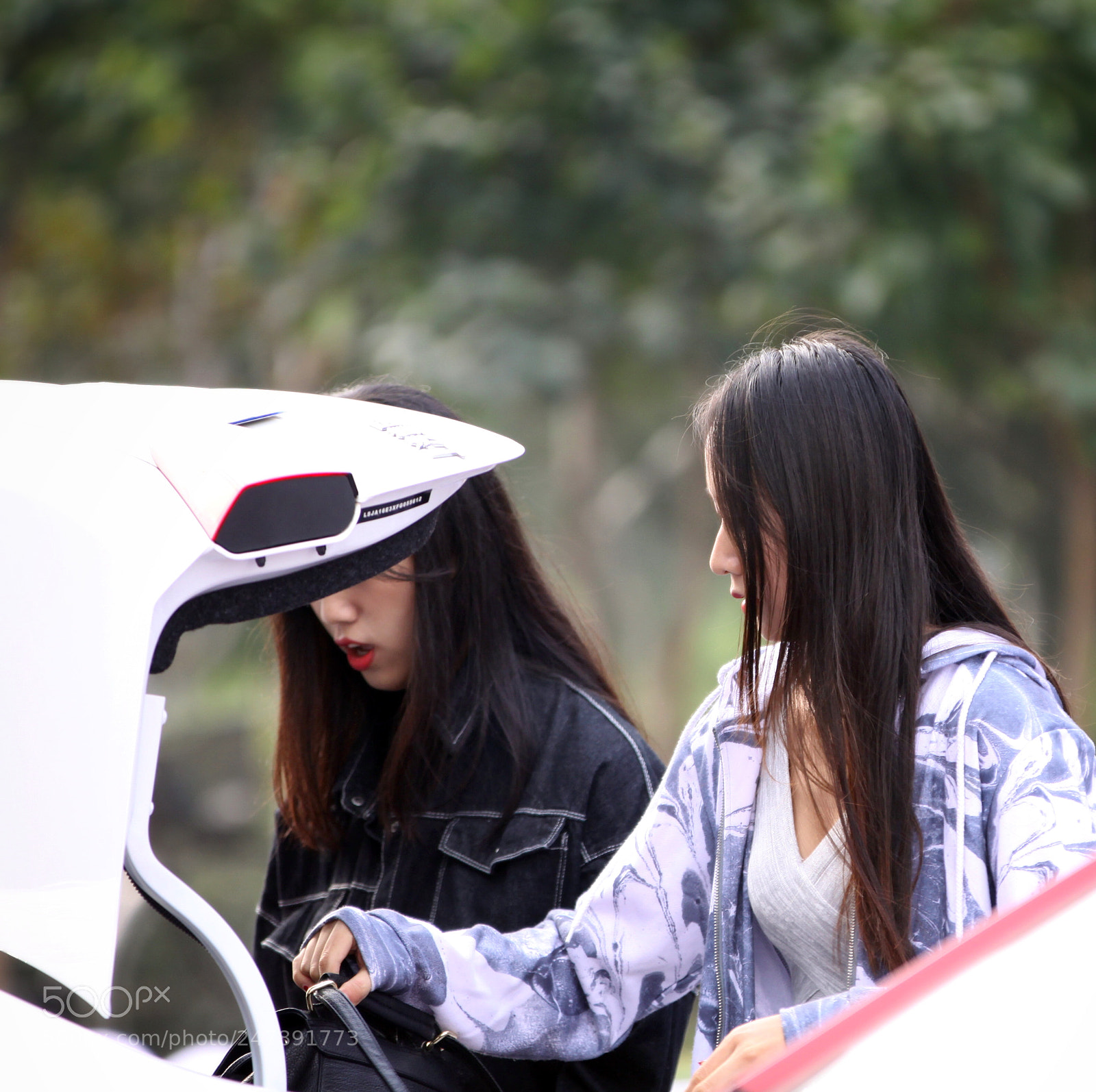 Canon EOS 50D sample photo. 后备箱 photography