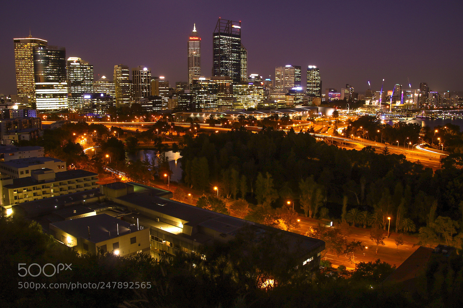 Canon EOS 750D (EOS Rebel T6i / EOS Kiss X8i) sample photo. Perth city photography