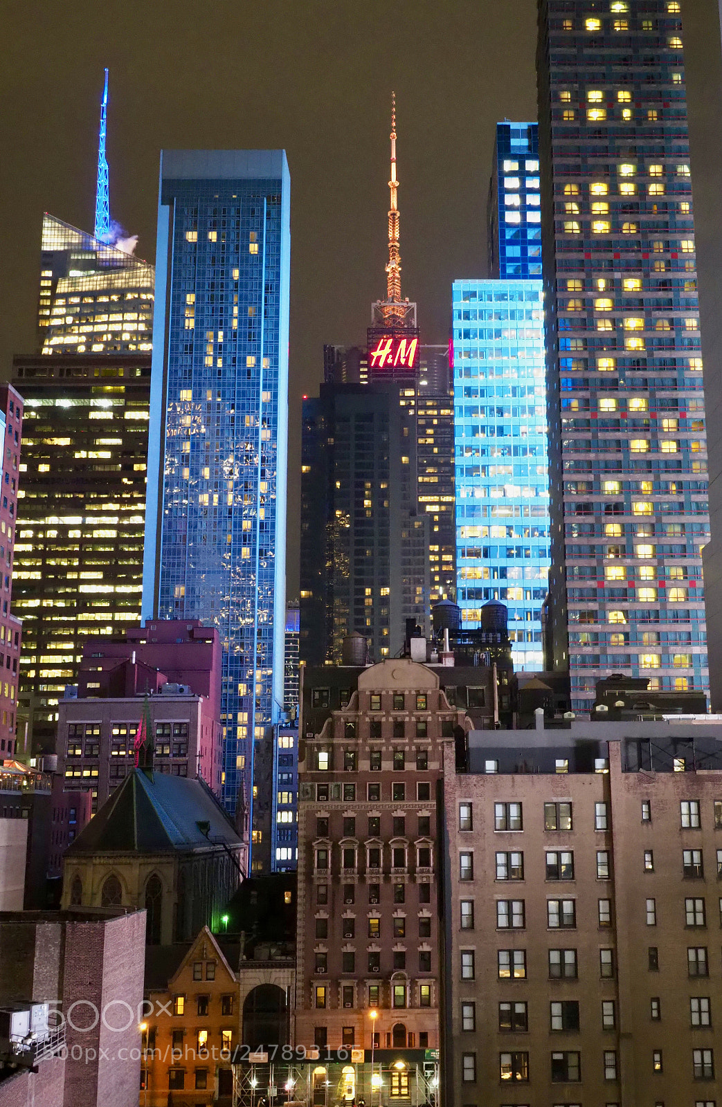 Olympus OM-D E-M1 Mark II sample photo. Times square  photography