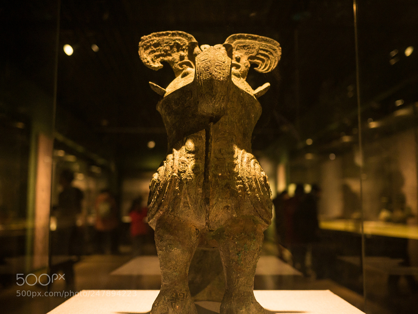 Panasonic Lumix DMC-GX7 sample photo. Owl shaped bronze wine photography