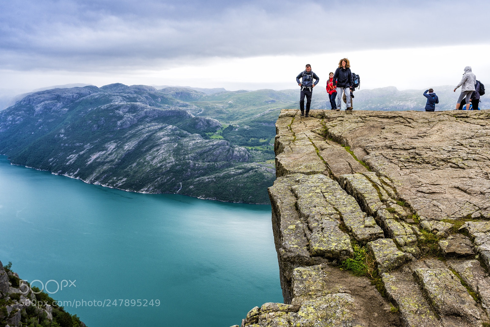 Nikon D600 sample photo. Living on the edge photography