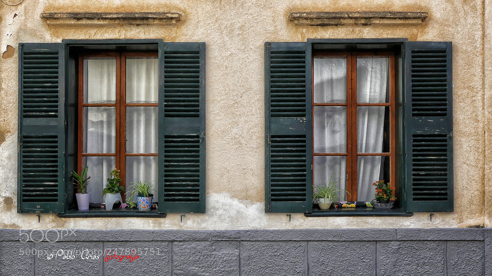 Panasonic Lumix DMC-FZ300 sample photo. Ventanas photography
