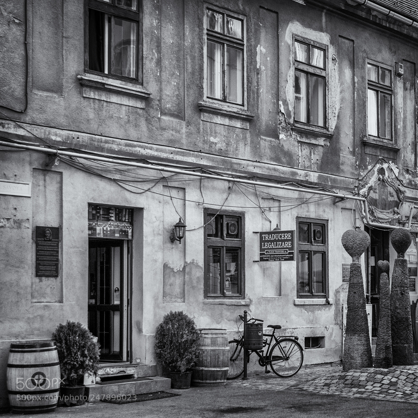 Nikon D3200 sample photo. Romanian translation office photography