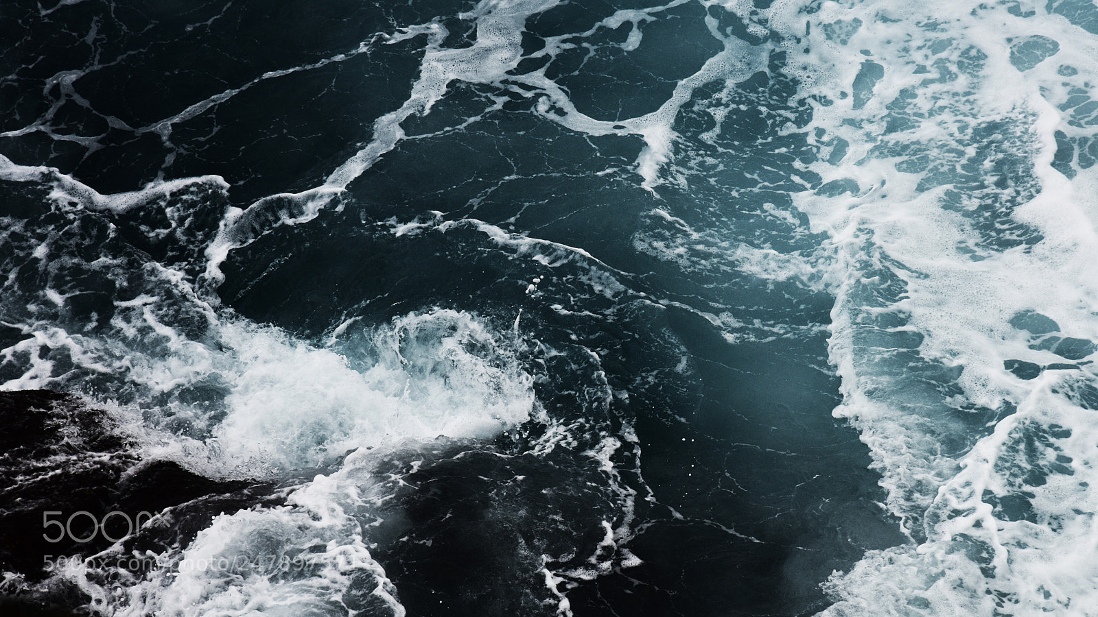 Nikon D810 sample photo. Blue ocean photography