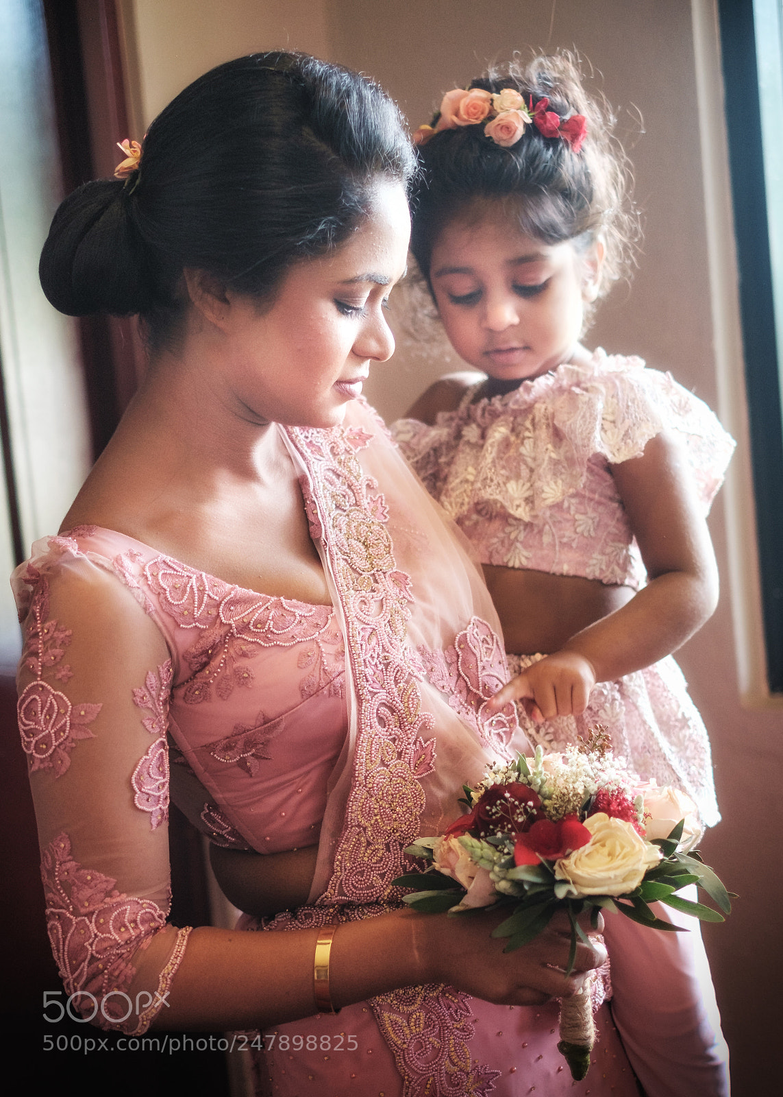 Fujifilm X-T1 sample photo. Flowergirl photography