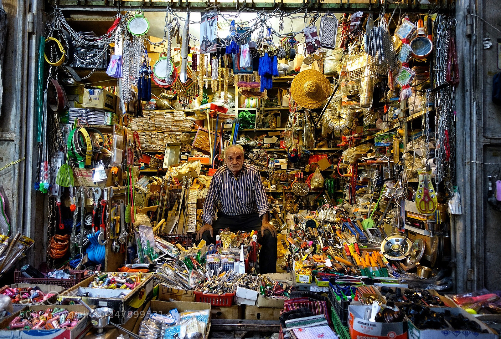 Sony Cyber-shot DSC-RX100 III sample photo. Iran that guy has photography