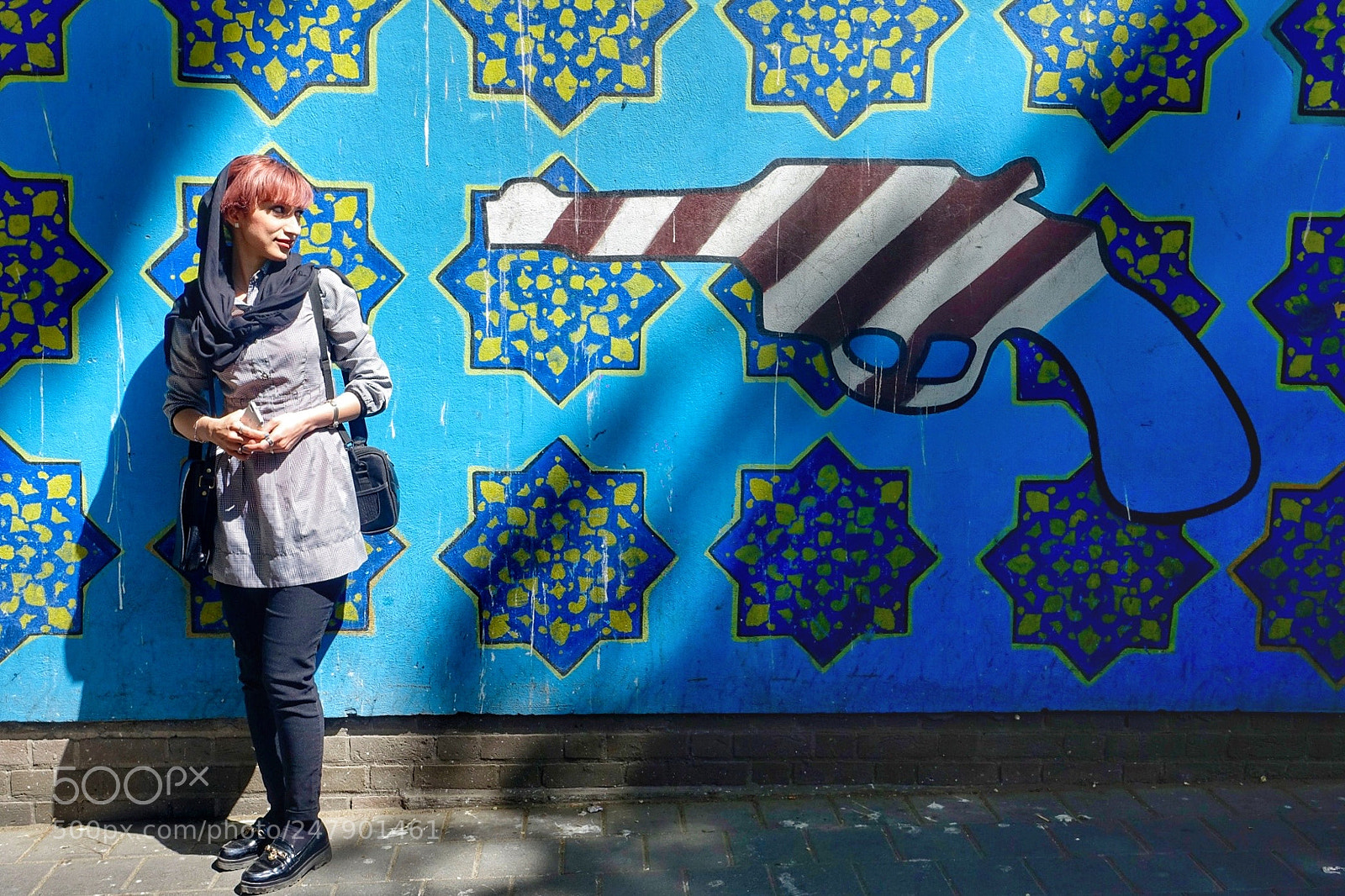 Sony Cyber-shot DSC-RX100 III sample photo. Women vs iran vs photography