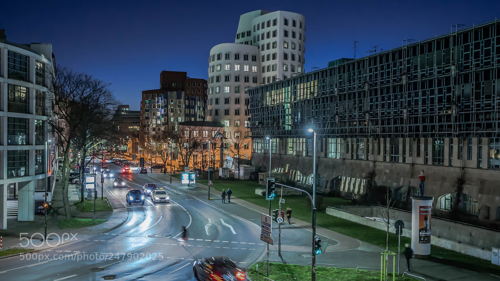 Sony a7R II sample photo. Hometown nightwalk photography