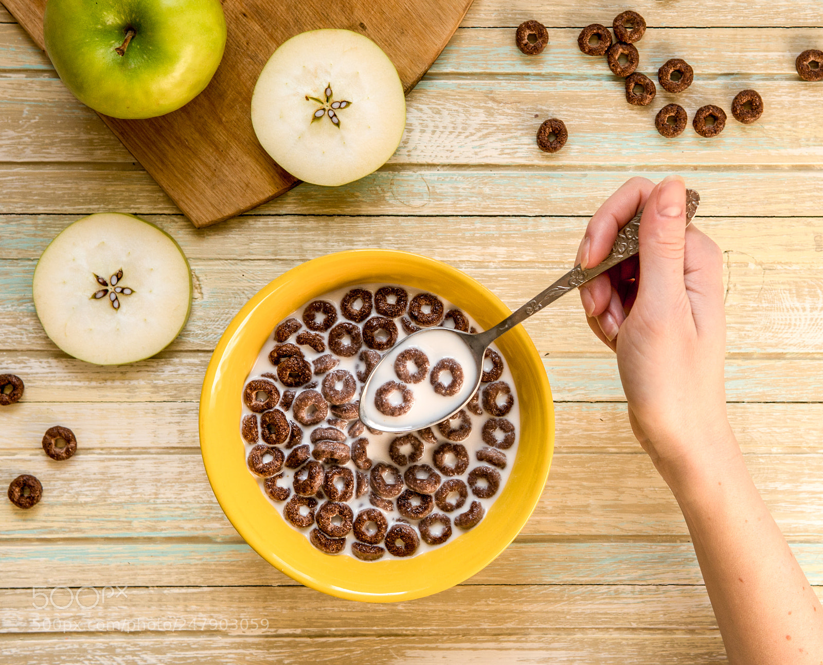 Sony a6500 sample photo. Chocolate cereal flakes rings photography
