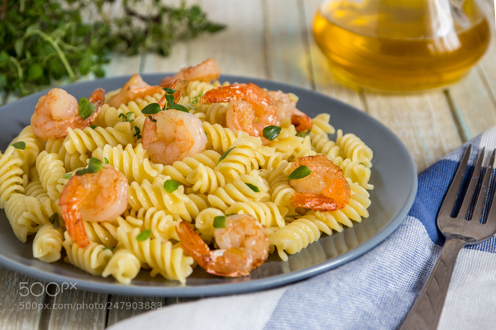 Canon EOS 600D (Rebel EOS T3i / EOS Kiss X5) sample photo. Italian pasta fusilli with photography
