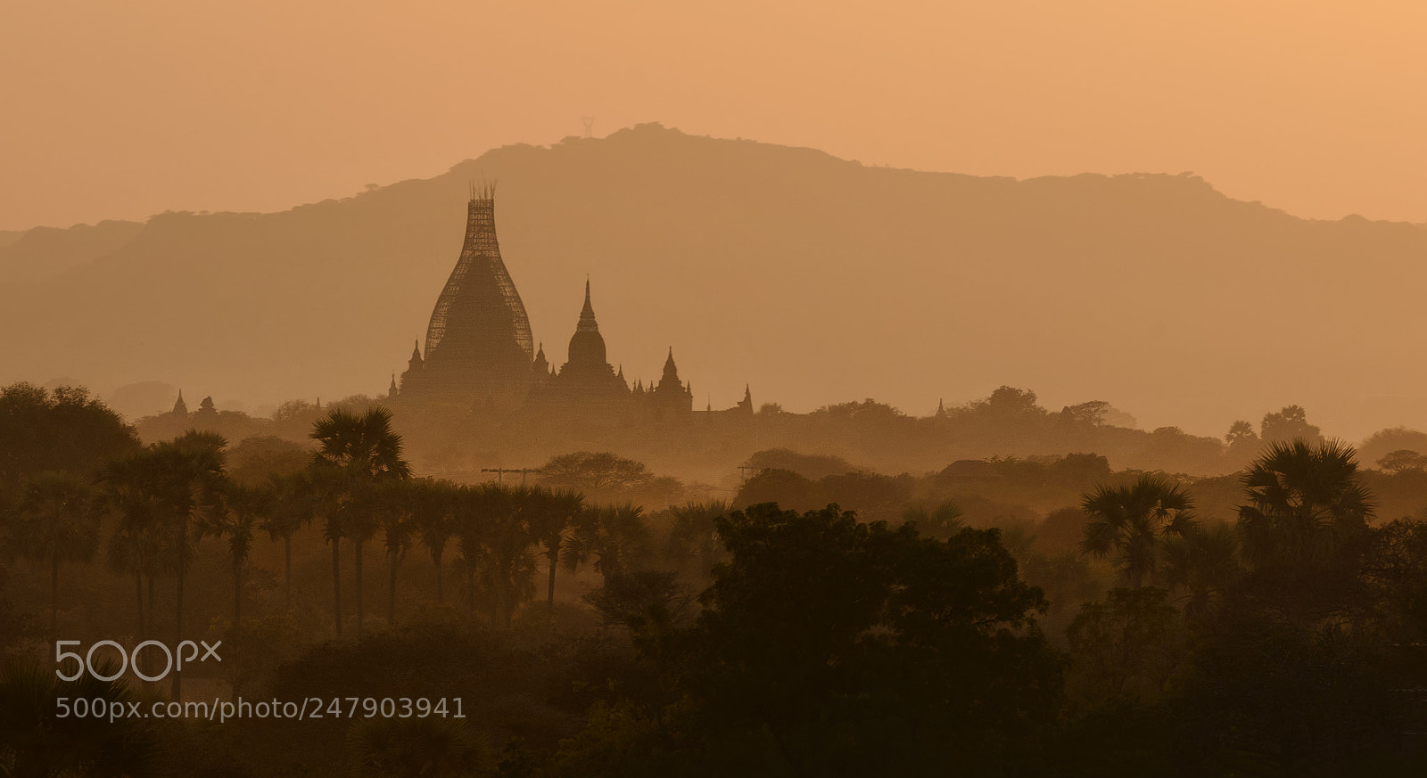 Nikon D850 sample photo. Bagan sunrises with tourist photography