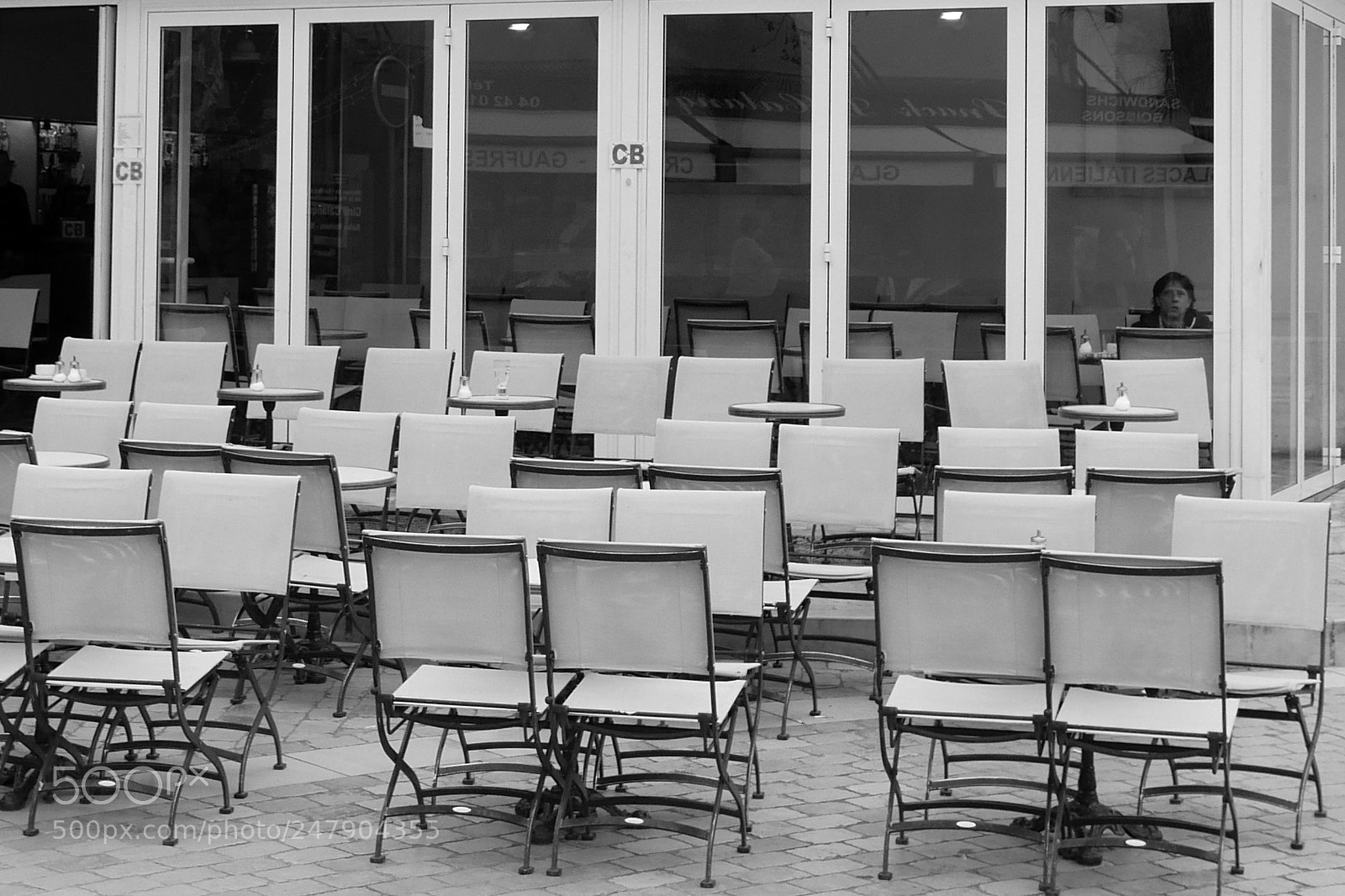 Panasonic Lumix DMC-LX100 sample photo. Alone in the bar. photography