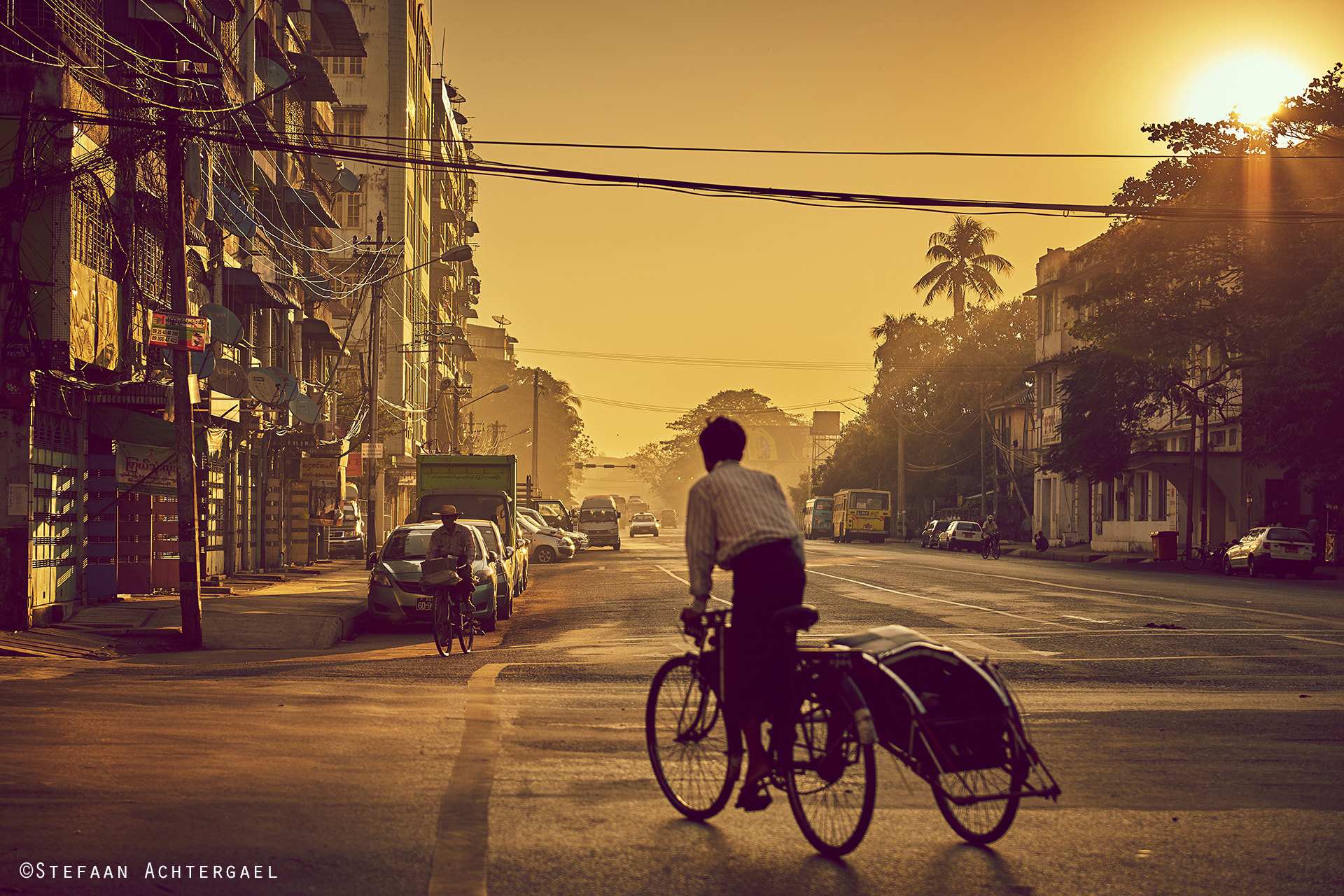 Nikon AF-S Nikkor 24-70mm F2.8G ED sample photo. Yangon early morning view photography