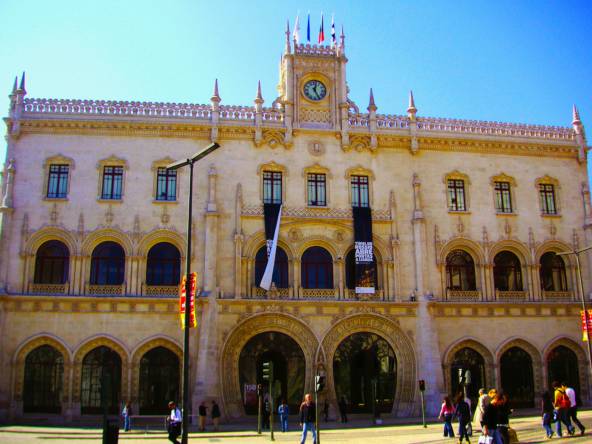 KONICA MINOLTA DiMAGE X50 sample photo. Estaçao ferroviaria do rossio. lisboa photography