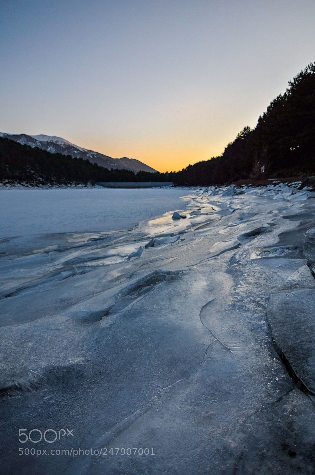 Nikon D3200 sample photo. Iced lake ii photography