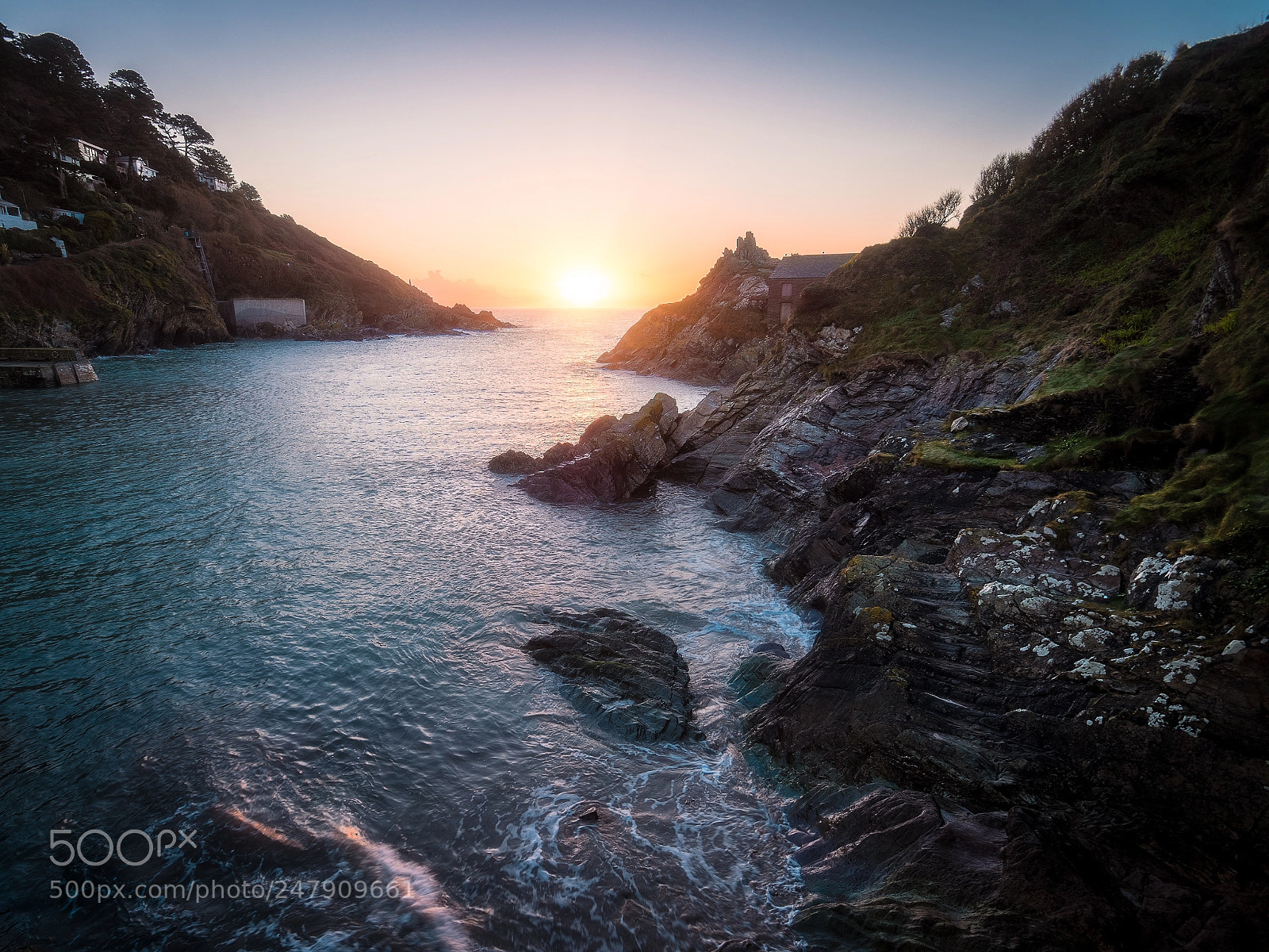 Panasonic Lumix DMC-GX8 sample photo. Polperro harbour photography