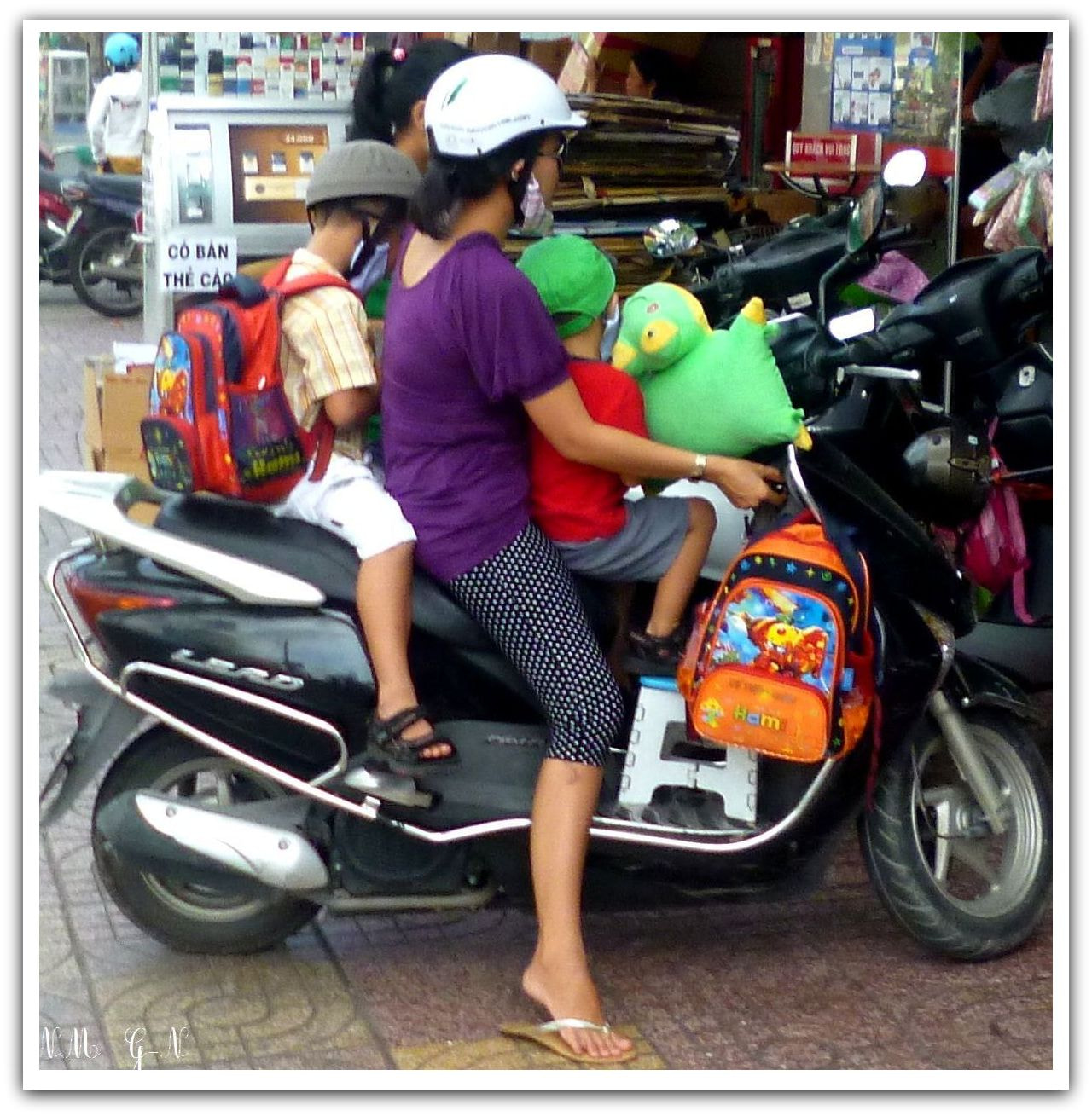 Panasonic DMC-FS40 sample photo. N°001 vietnamese ladies, vietnam photography
