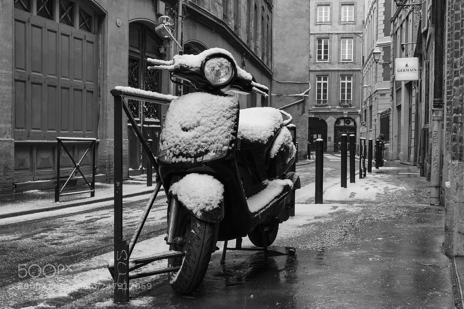 Leica V-Lux (Typ 114) sample photo. Snow in the street photography