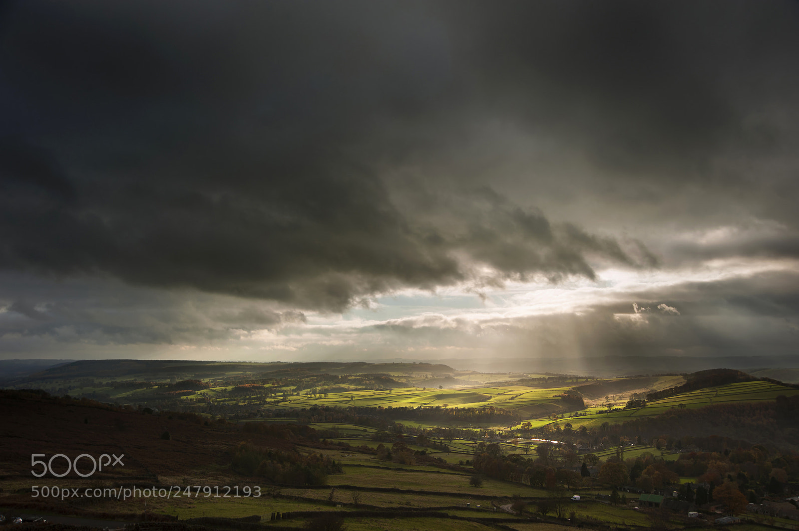 Nikon D700 sample photo. Beautiful sunbeams over big photography