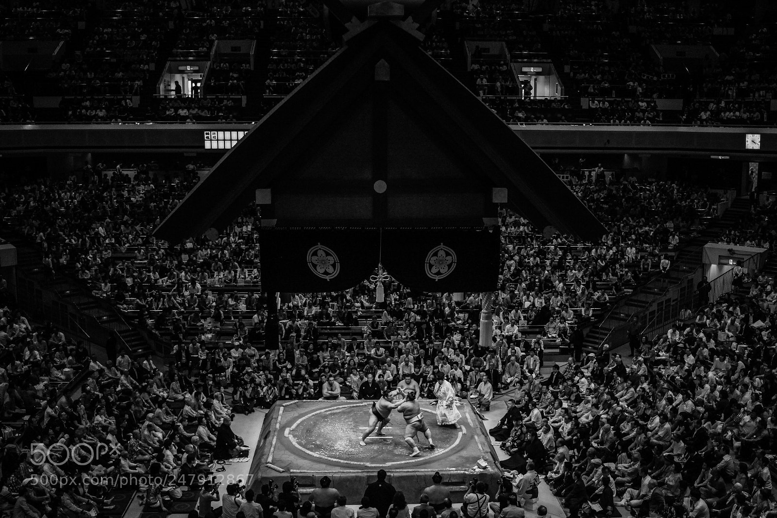 Canon EOS 650D (EOS Rebel T4i / EOS Kiss X6i) sample photo. Sumo wrestling photography