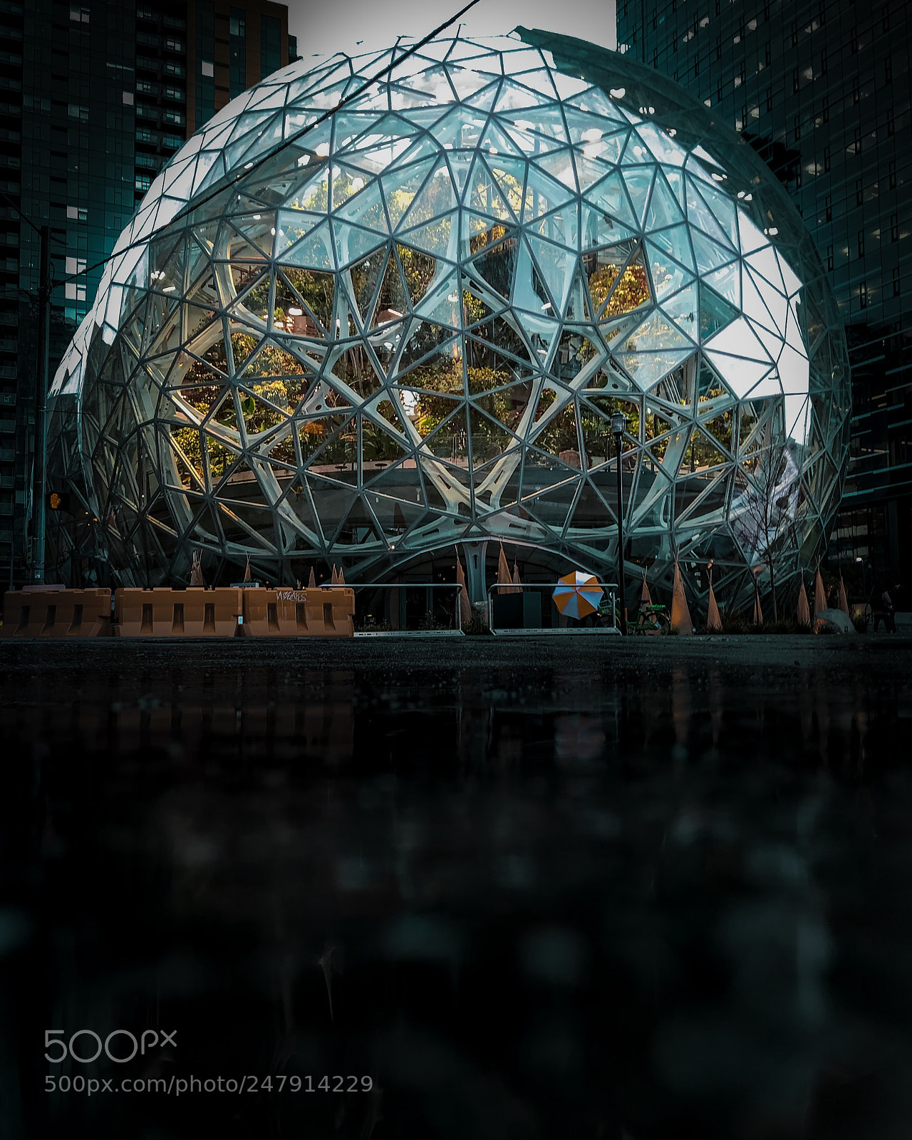 Apple iPhone 8 sample photo. A.sphere photography