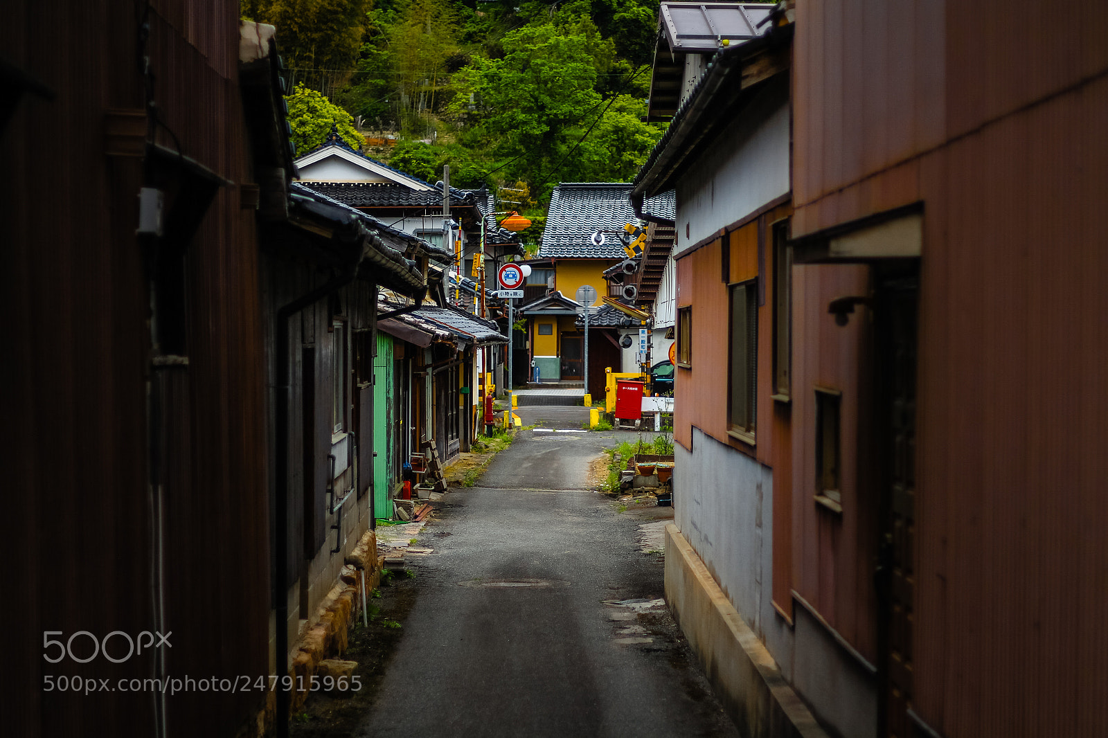 Canon EOS 650D (EOS Rebel T4i / EOS Kiss X6i) sample photo. Side street in takeda photography