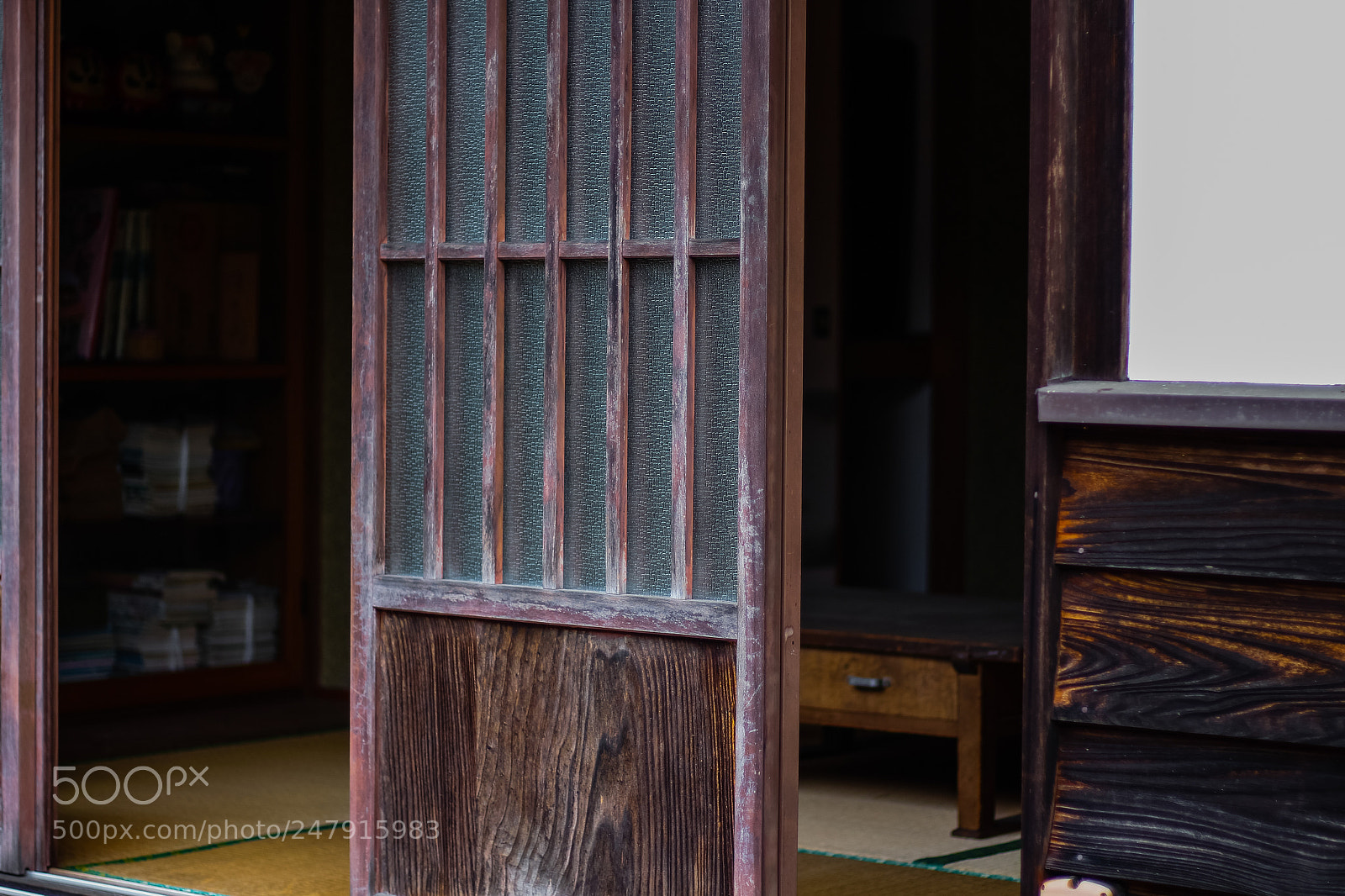 Canon EOS 650D (EOS Rebel T4i / EOS Kiss X6i) sample photo. Open door on old photography