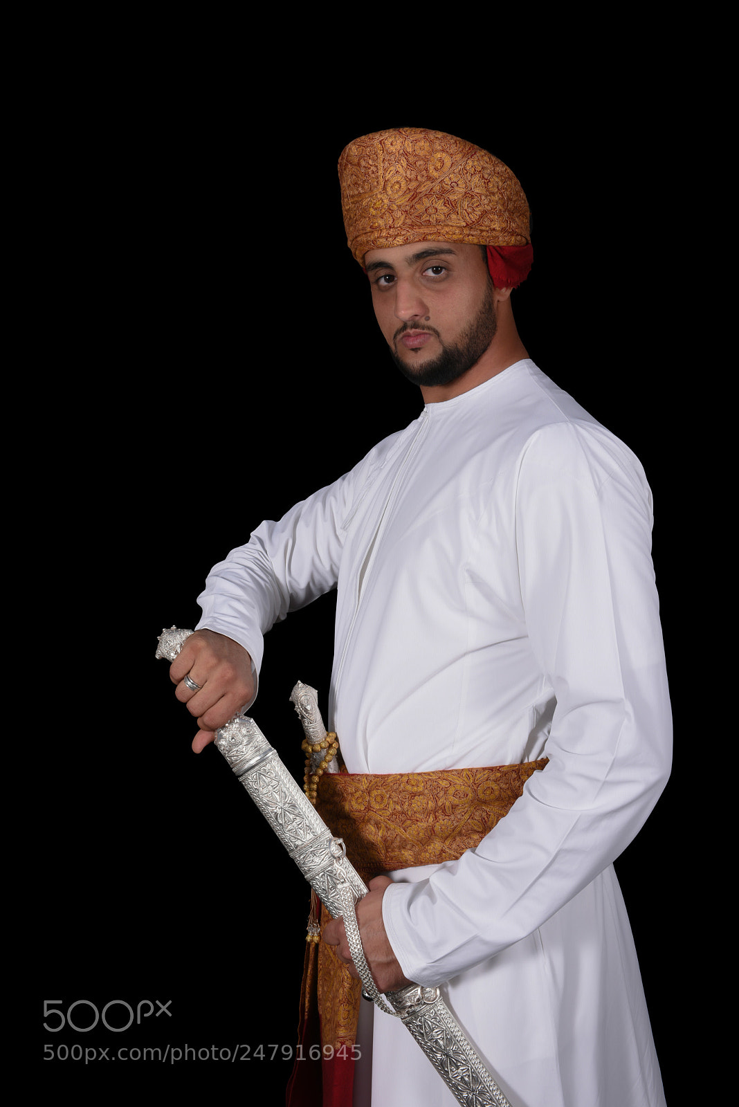 Nikon D810 sample photo. Traditional omani costume photography
