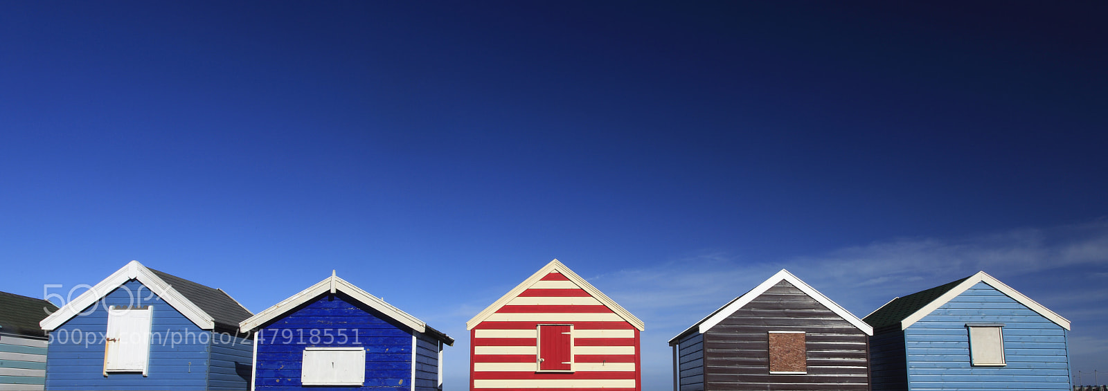 Canon EOS 5D Mark II sample photo. Colourful wooden beach huts photography