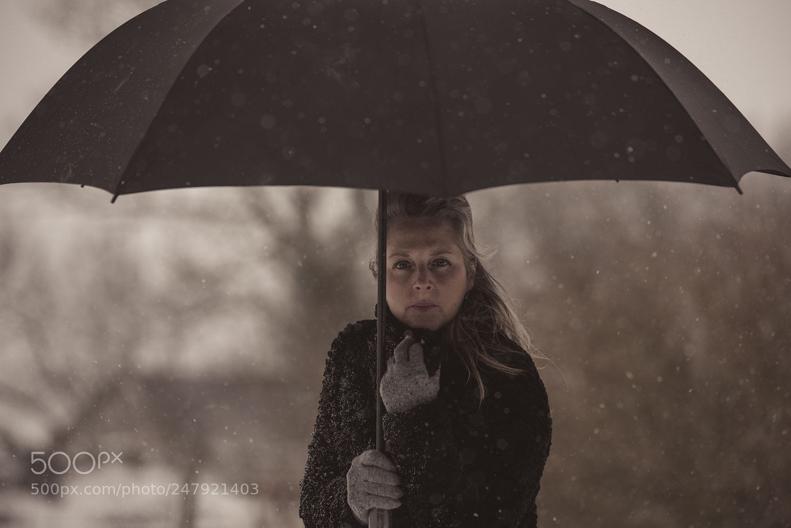 Nikon D810 sample photo. Under my umberella photography