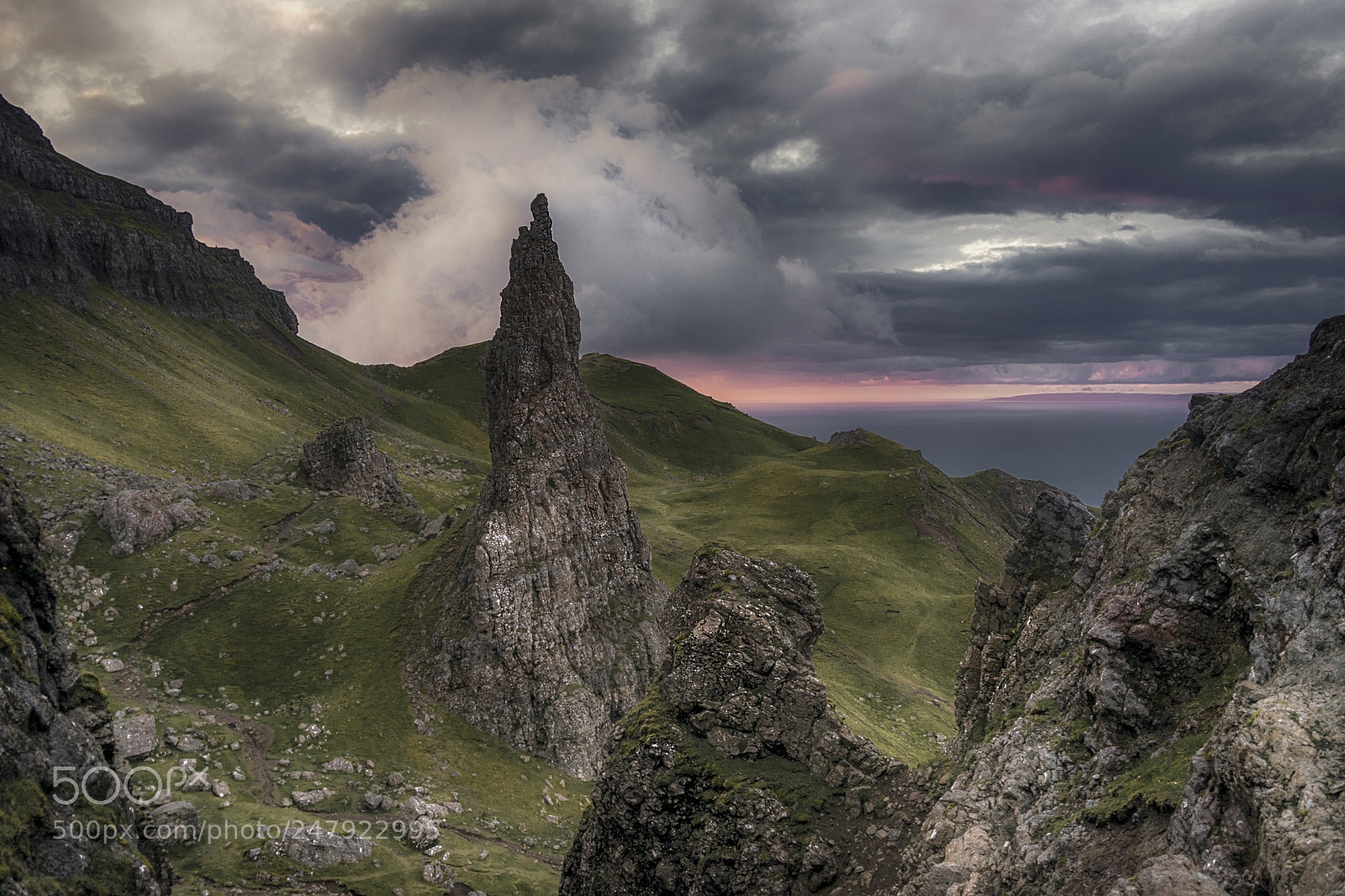 Sony a7 sample photo. The storr photography