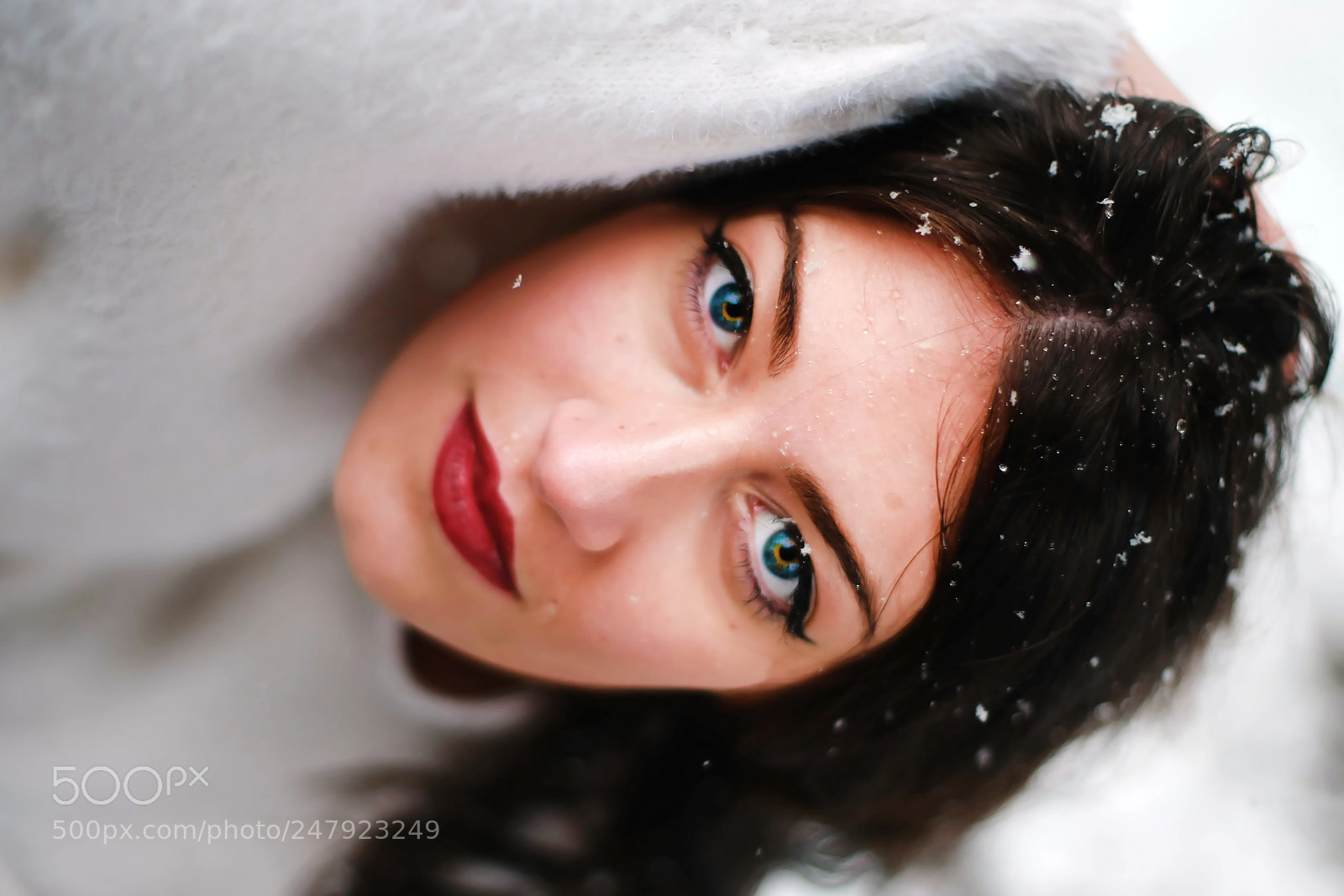 Canon EOS-1D Mark III sample photo. White. photography
