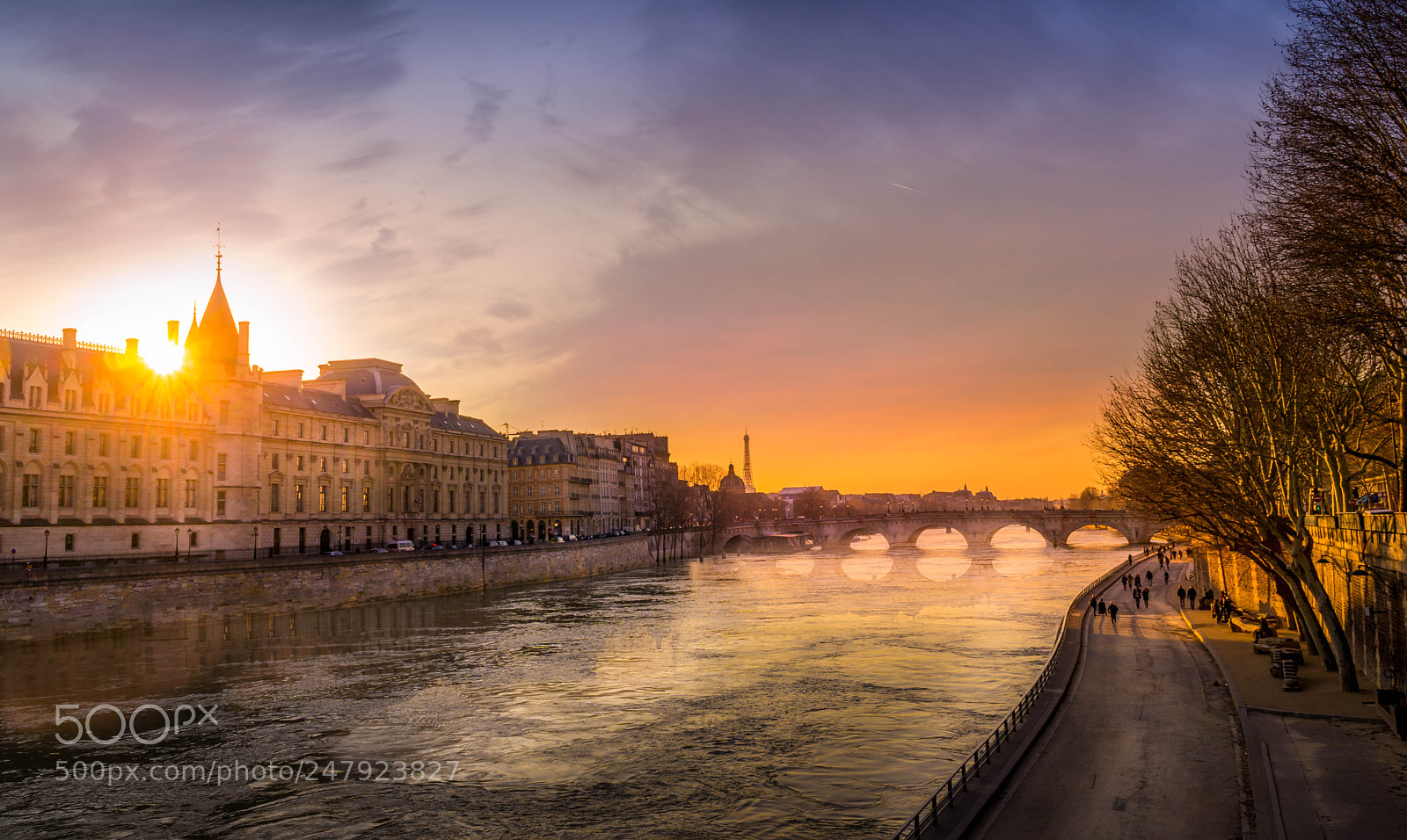 Sony a6000 sample photo. Sunset in paris photography