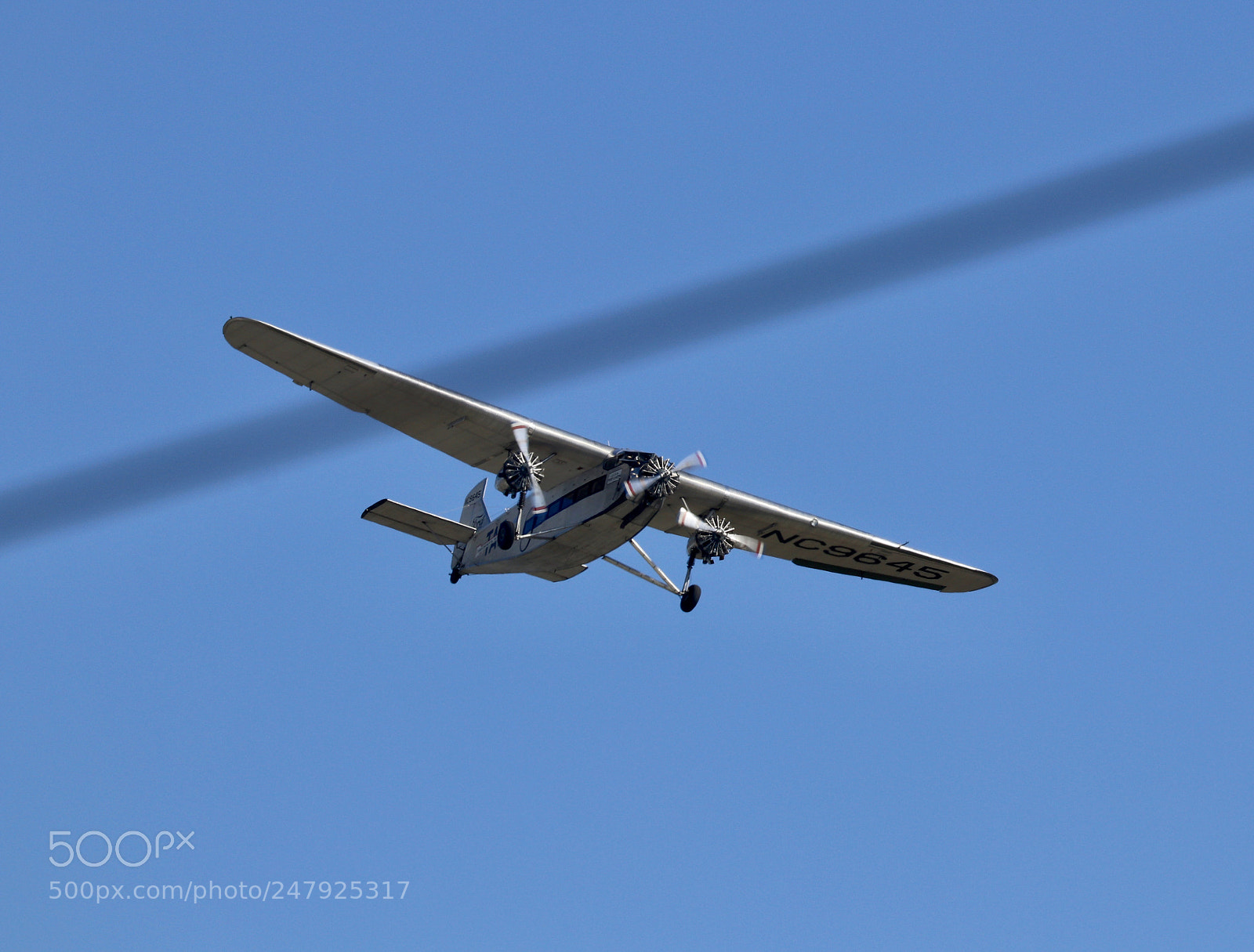 Canon EOS 80D sample photo. 1928 passenger plane photography