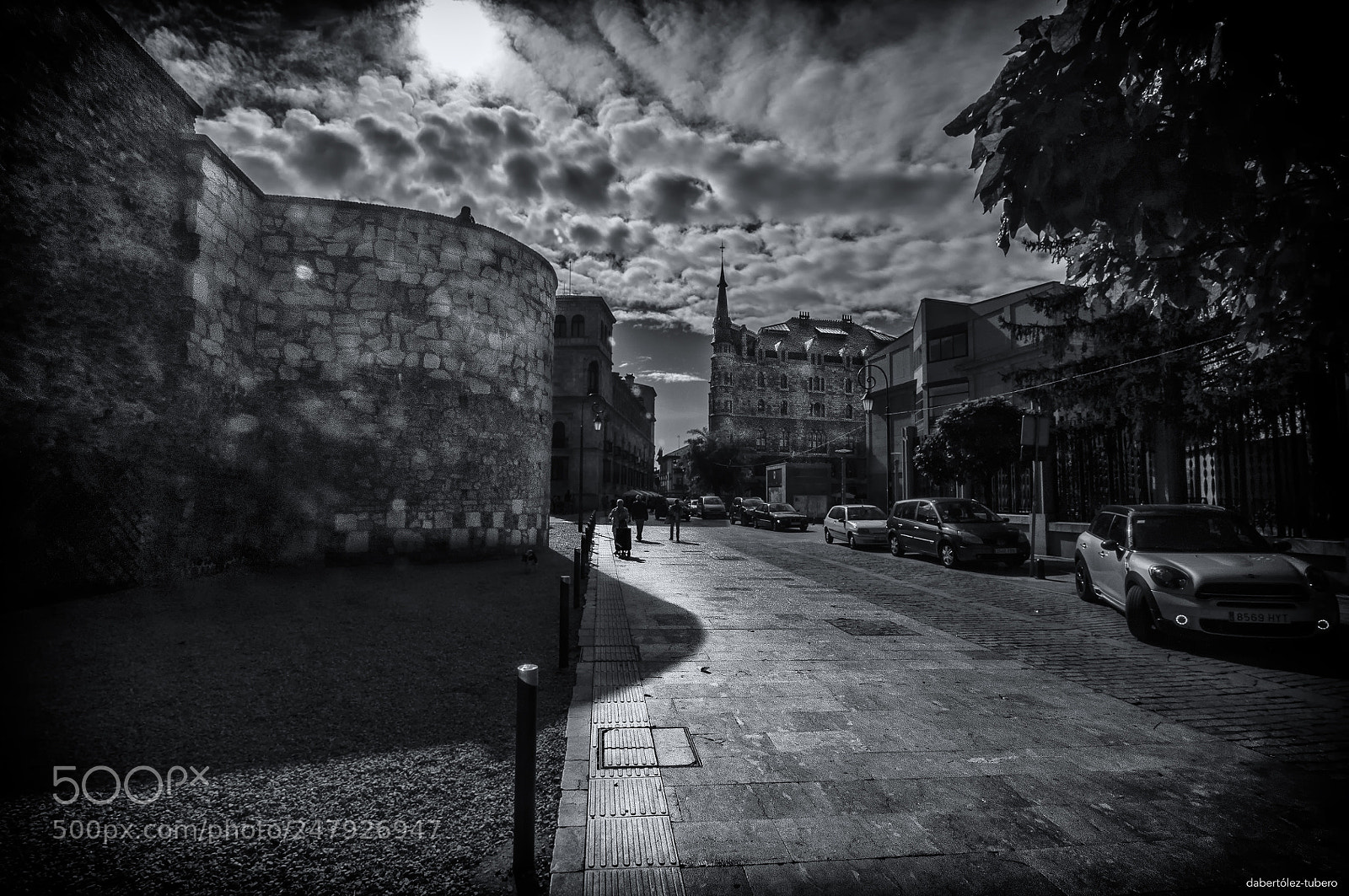 Nikon D90 sample photo. Muralla y botines photography