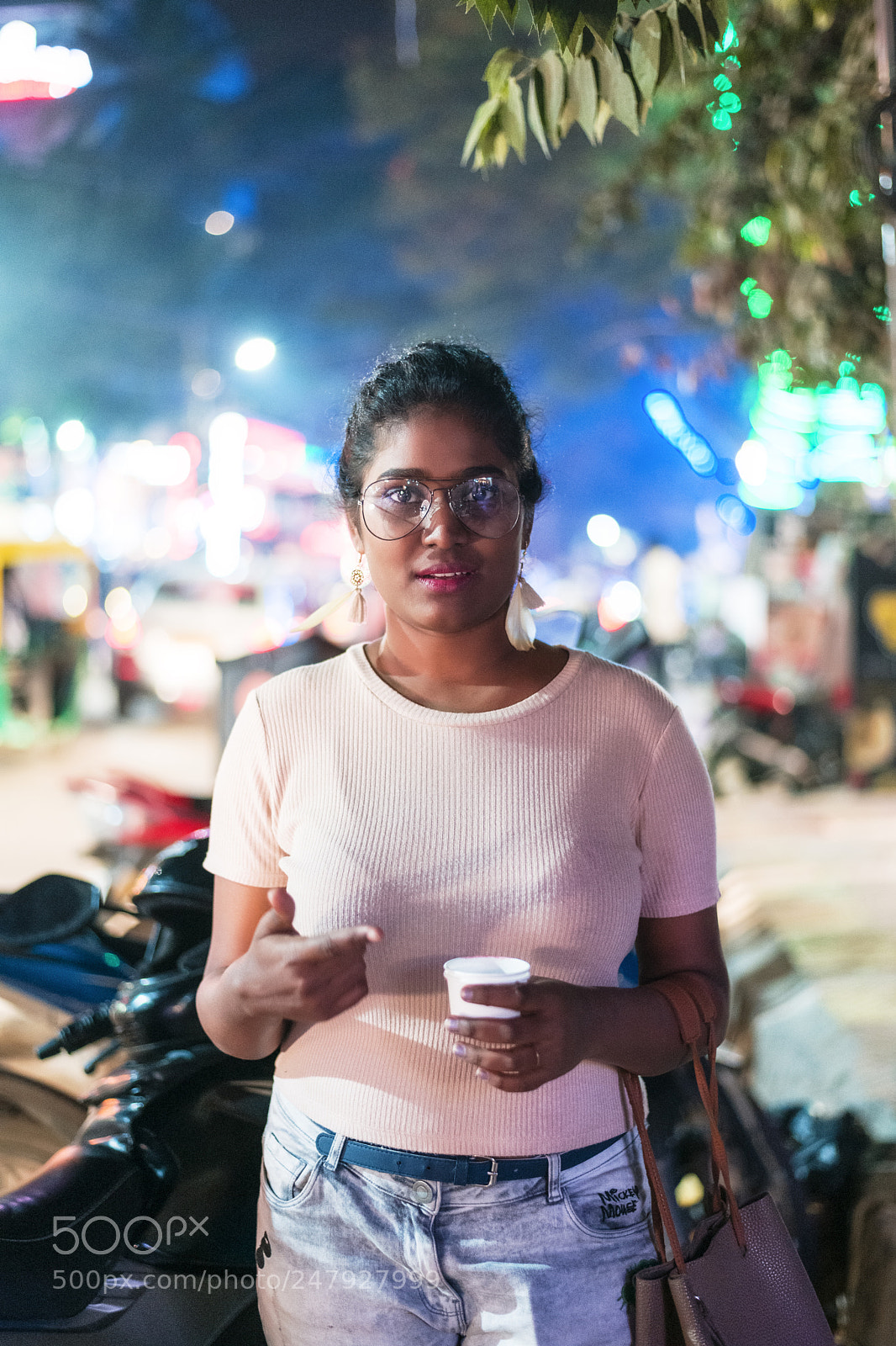 Nikon D850 sample photo. Fidgety photography