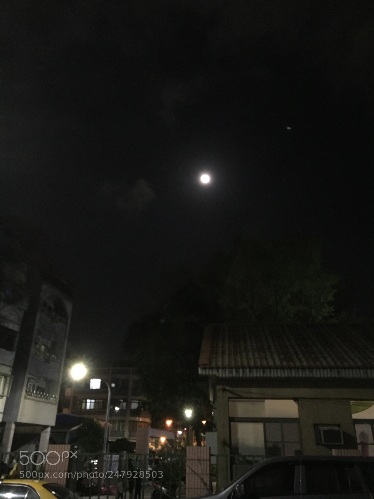 Apple iPhone 6s sample photo. Full moon. photography