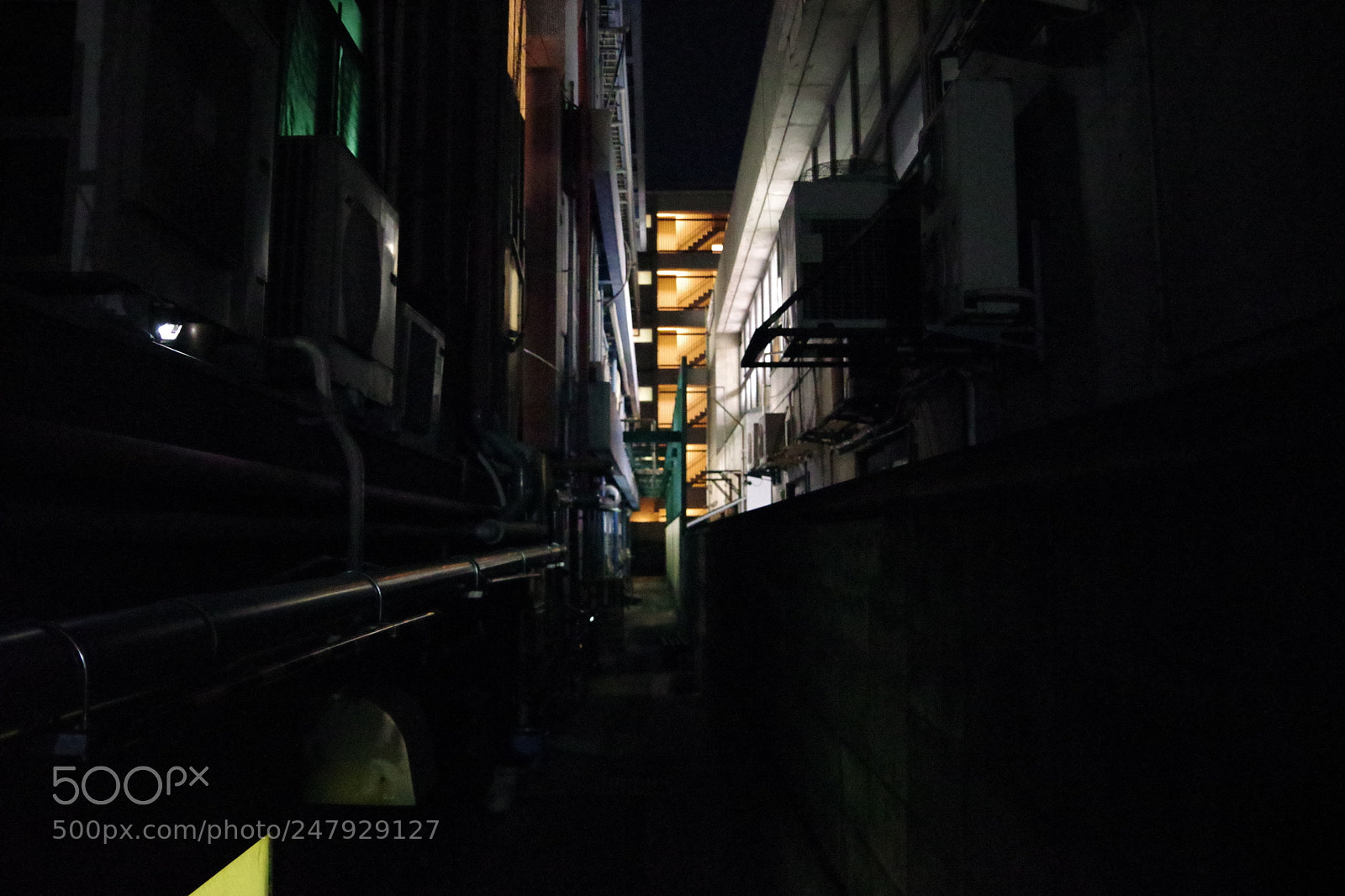 Pentax K-70 sample photo. 路地裏 photography