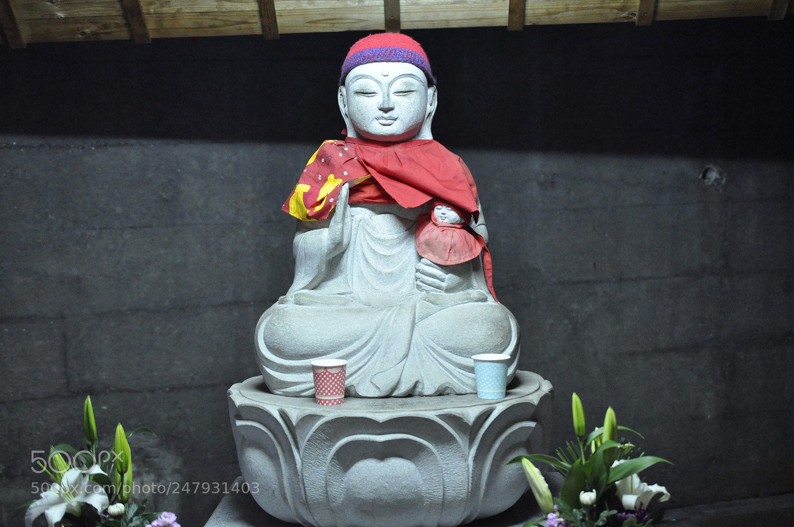 Nikon D90 sample photo. Statue of god photography