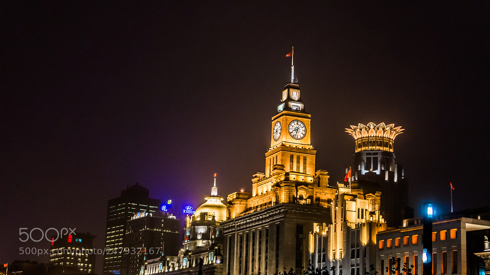 Sony Alpha NEX-5N sample photo. Shanghai at night photography