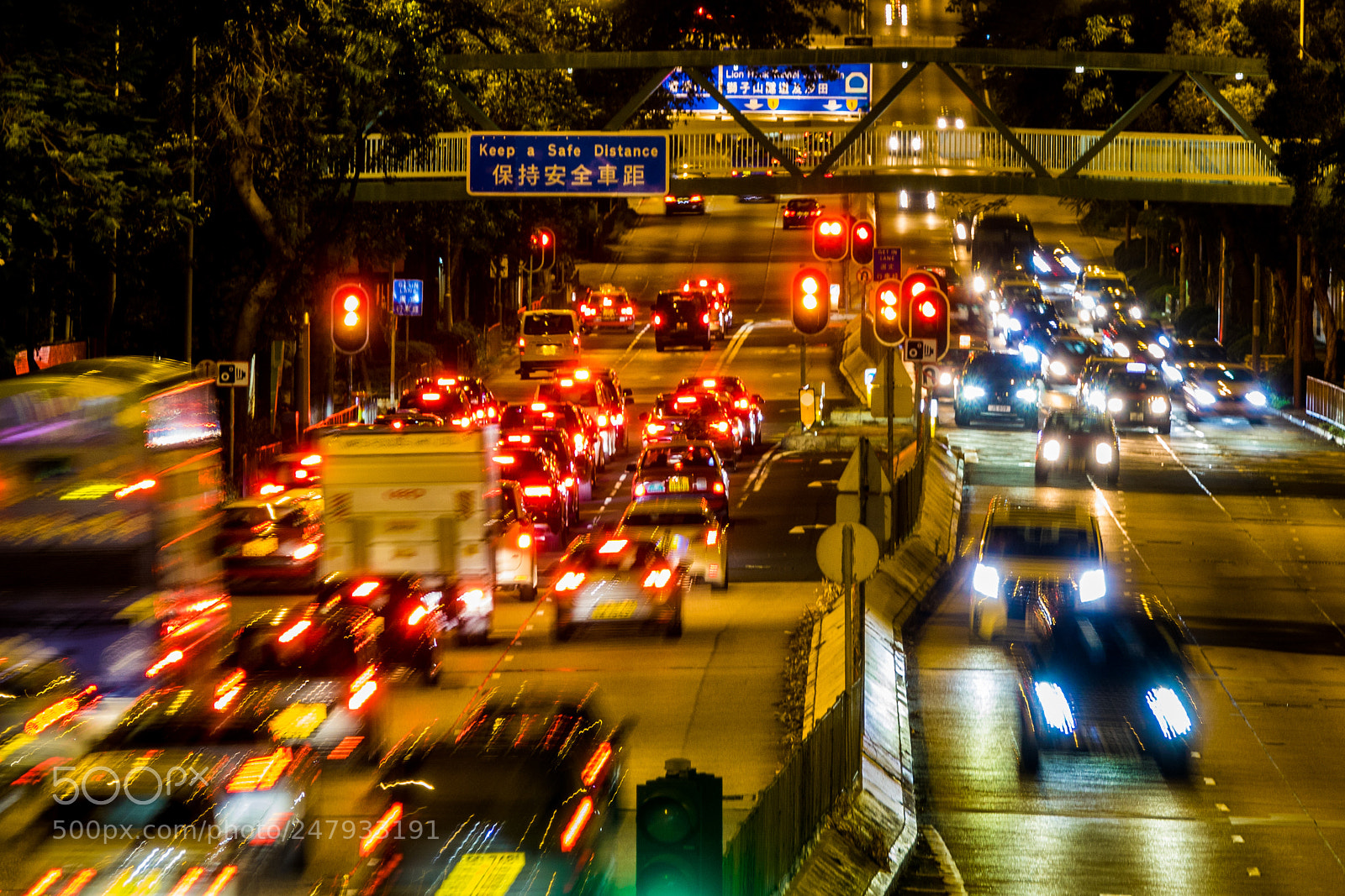 Sony Cyber-shot DSC-RX10 III sample photo. Night traffic photography