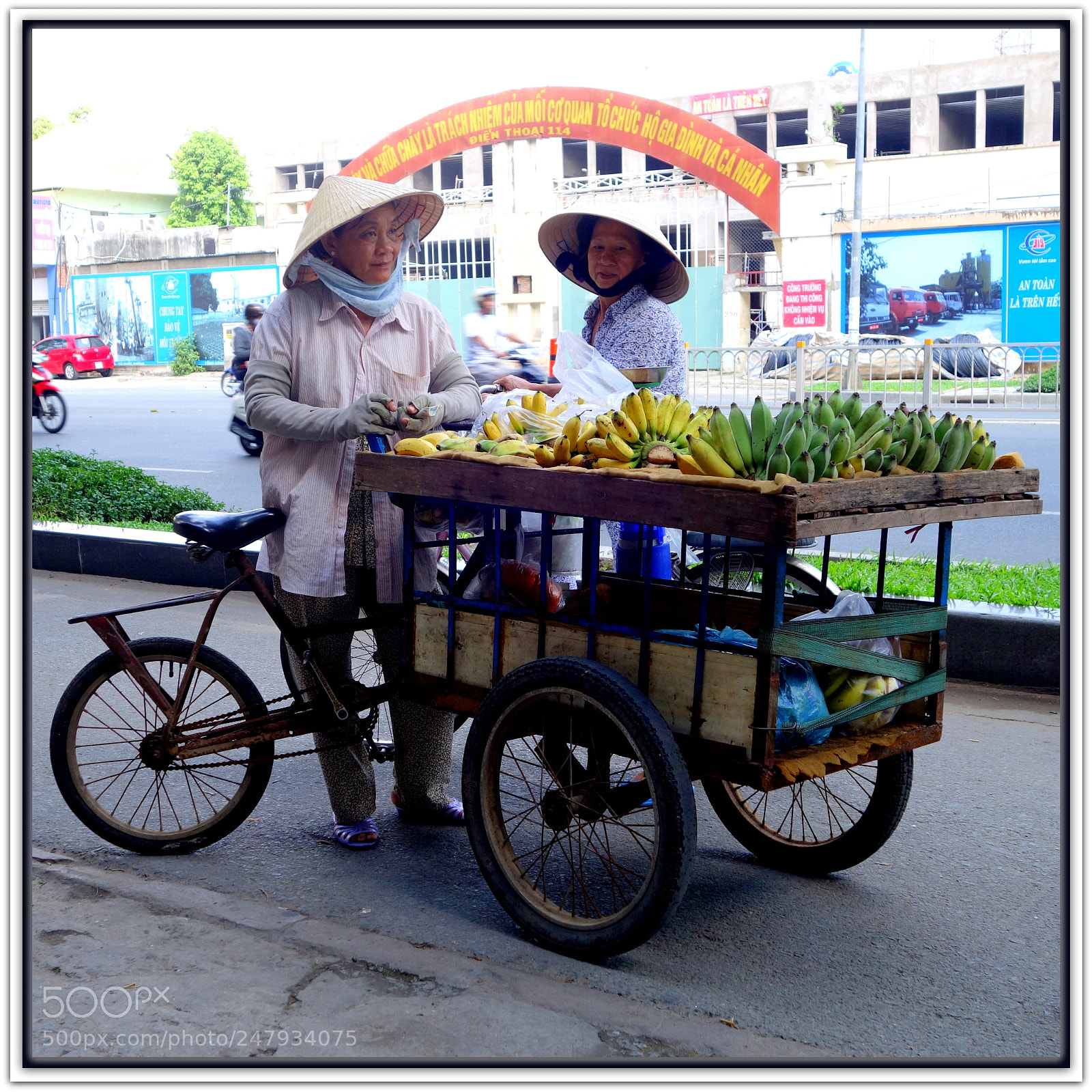 Sony Cyber-shot DSC-RX100 II sample photo. N 001 vietnamese ladies photography
