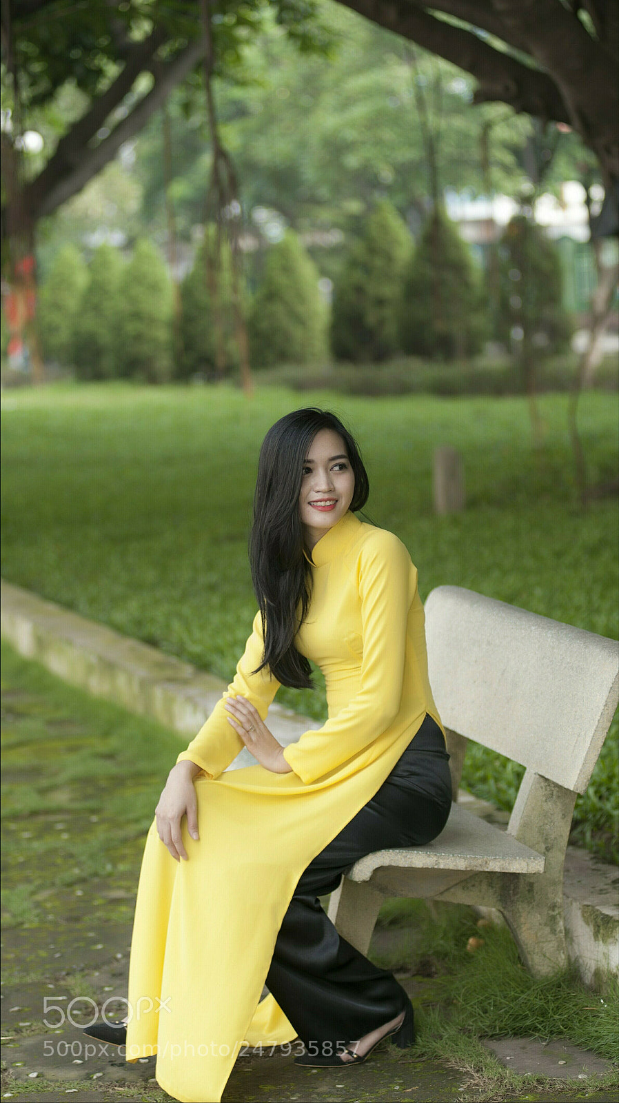 Nikon D3 sample photo. Long dress photography