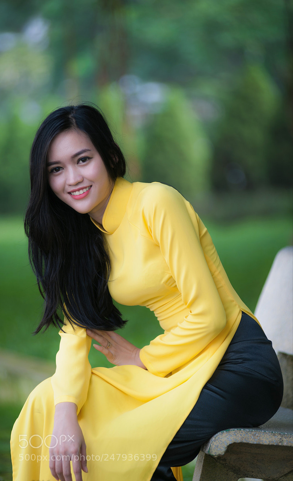 Nikon D3 sample photo. Long dress photography