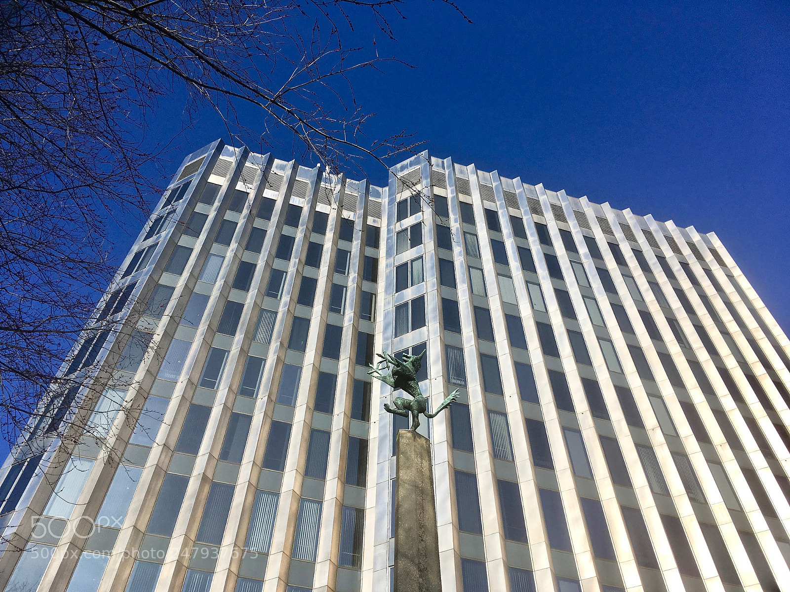 Apple iPhone SE sample photo. Enfield civic centre photography