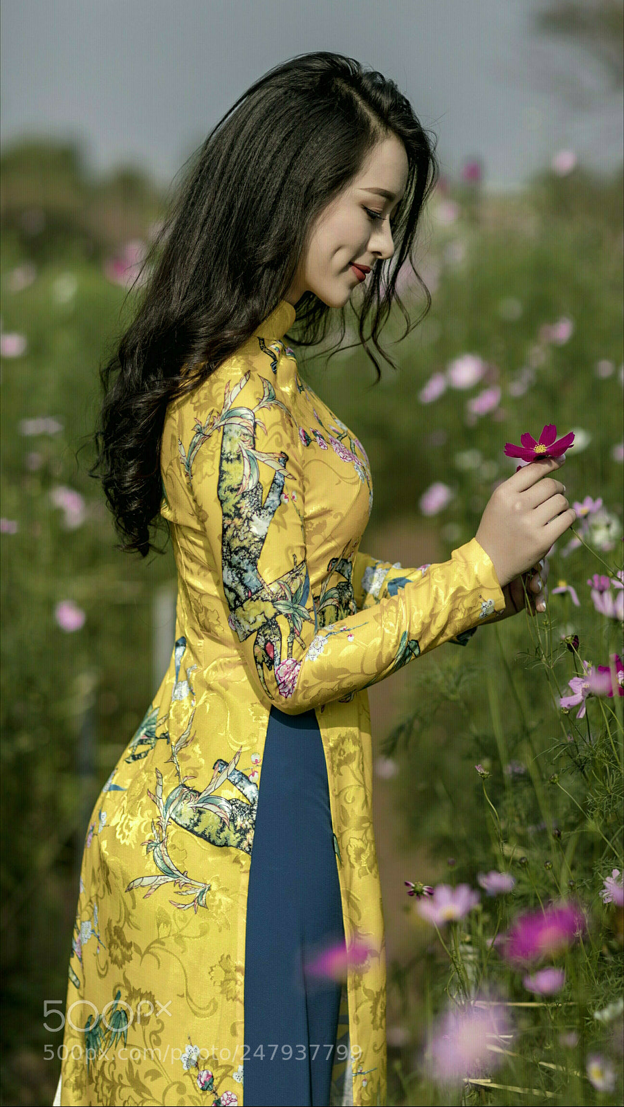 Canon EOS-1D X Mark II sample photo. Long dress photography