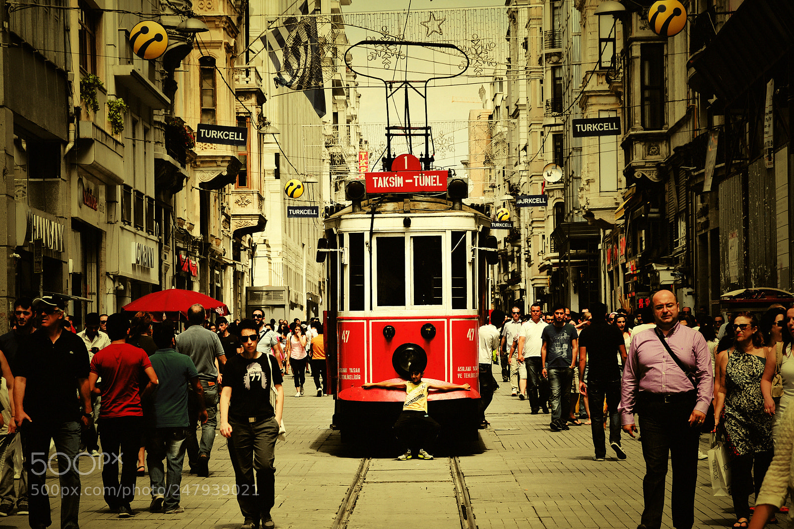 Nikon D300 sample photo. Red tram istanbul photography