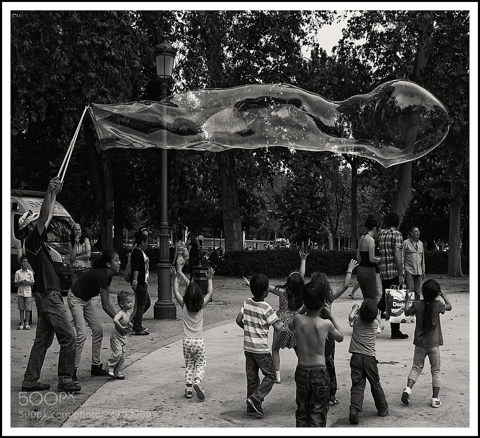 Nikon D200 sample photo. Jugando en el retiro photography