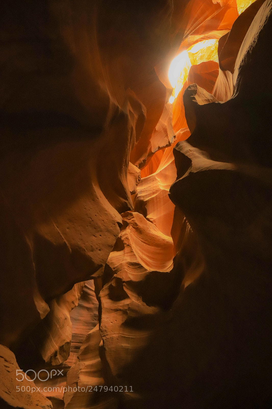 Canon EOS 6D Mark II sample photo. Una rebanada de luz photography